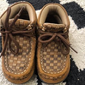 Twisted X size 4 baby/toddler shoes